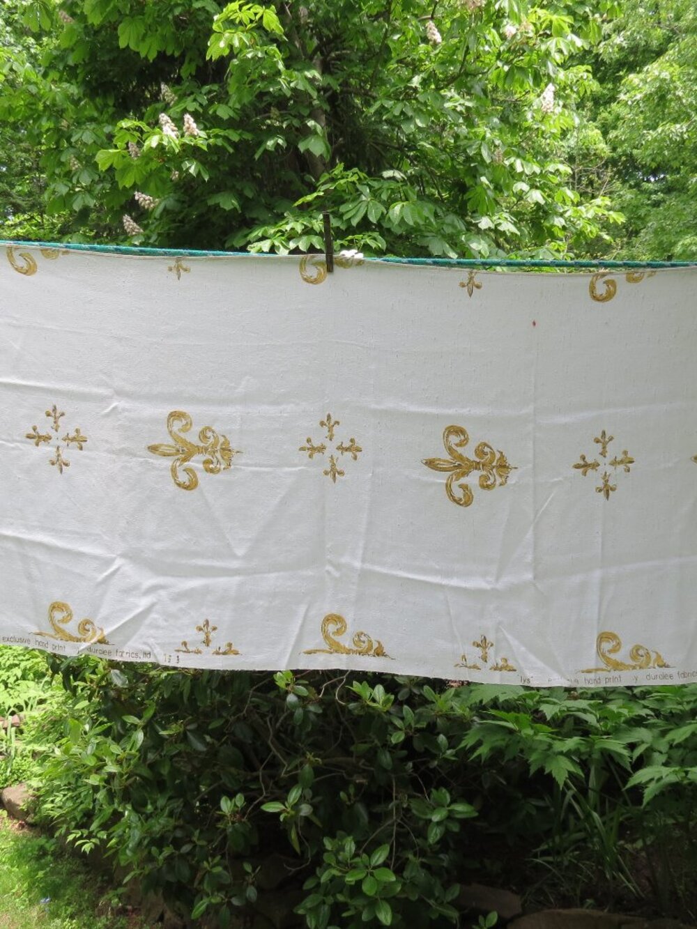 Hand Print by Duralee Fabric Vintage 24" X 50" Gold Fleur De Lis on Cream LYS